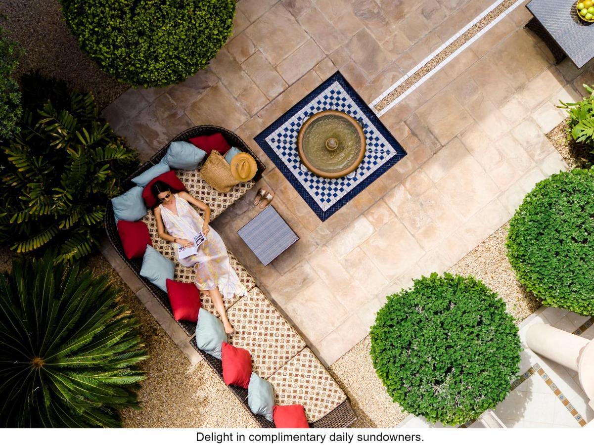 Jumeirah Dar Al Masyaf Dubai Bagian luar foto The courtyard at the Four Seasons Hotel, Marrakech